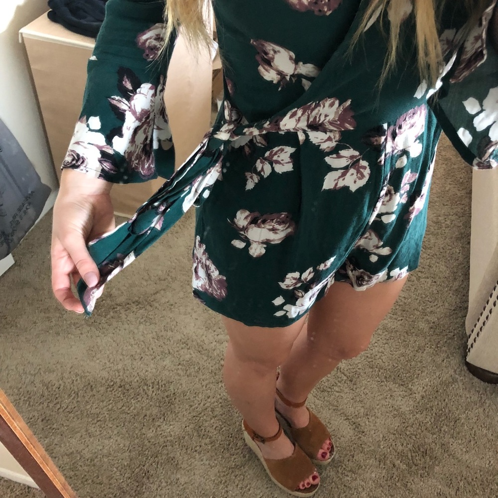 Floral romper - Picture 2 of 3